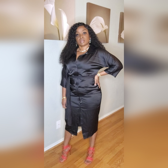 Black Dress - Picture 1 of 2